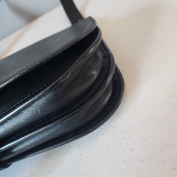 Vintage Gucci Saddle Bag "EUC" - Picture 12 of 16